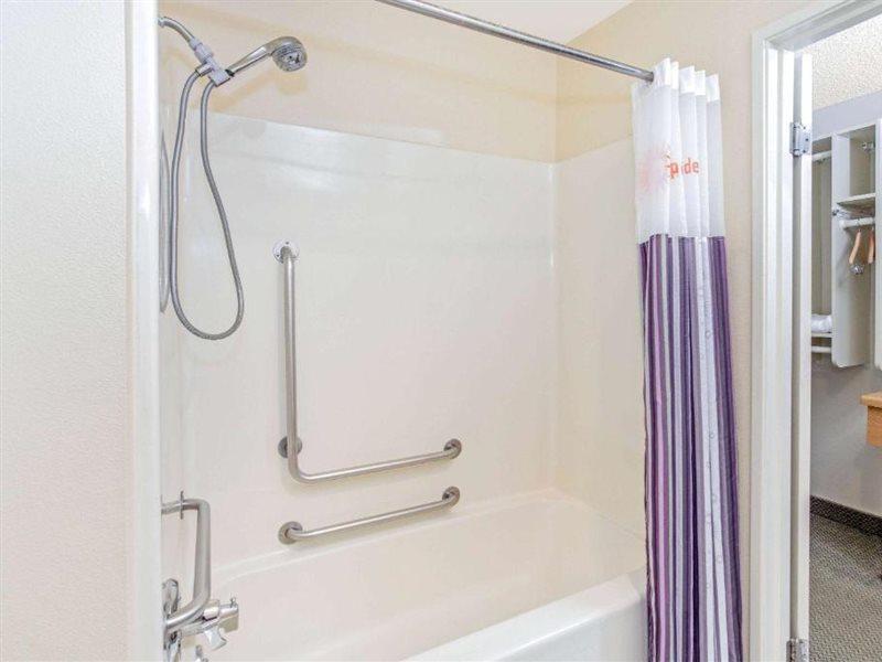 La Quinta Inn By Wyndham Milwaukee Airport / Oak Creek Luaran gambar