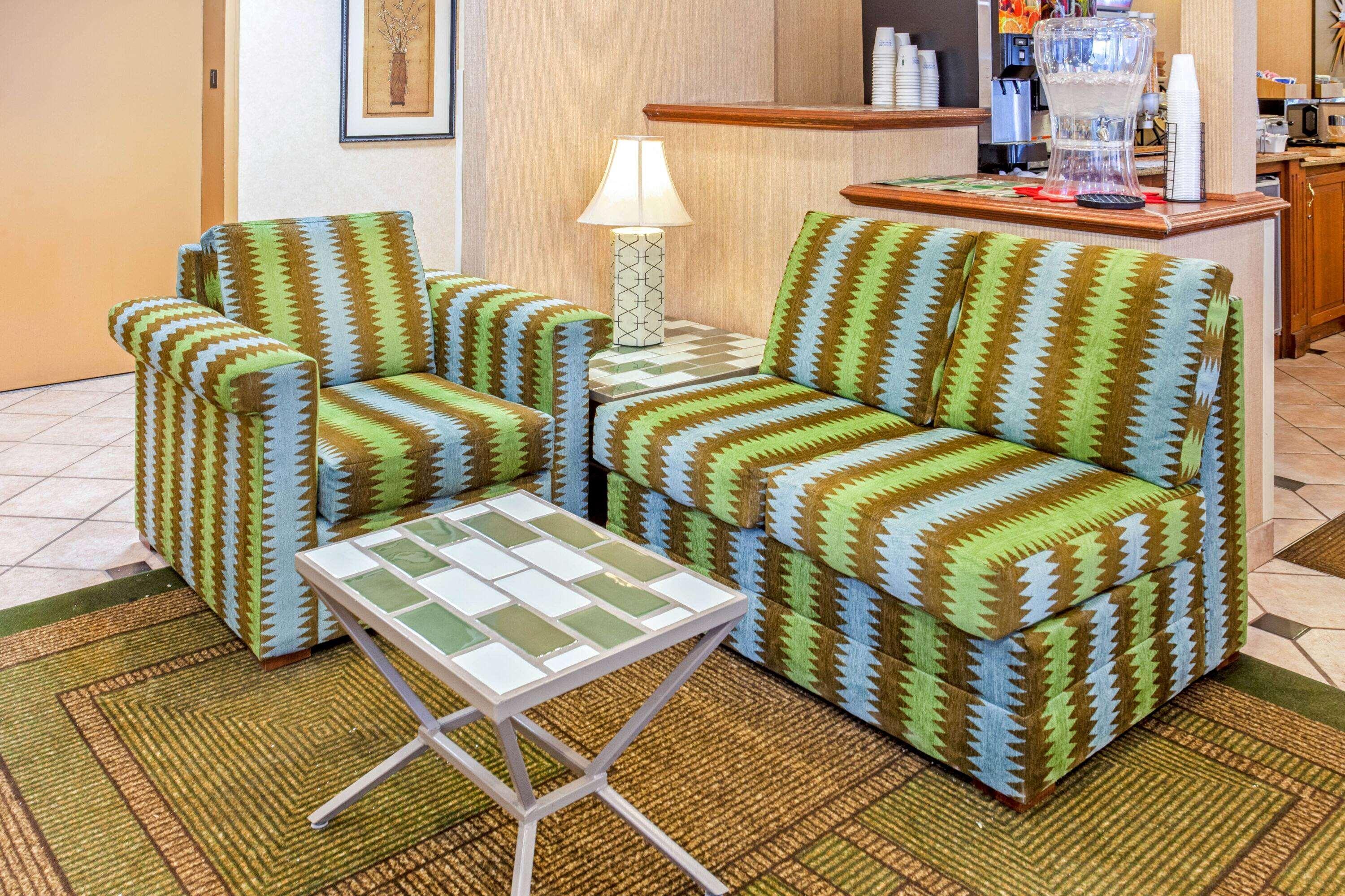 La Quinta Inn By Wyndham Milwaukee Airport / Oak Creek Luaran gambar